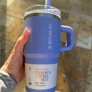 💟🆕 Stanley Lavender Quencher Protour Tumbler 20 oz. Flip Straw